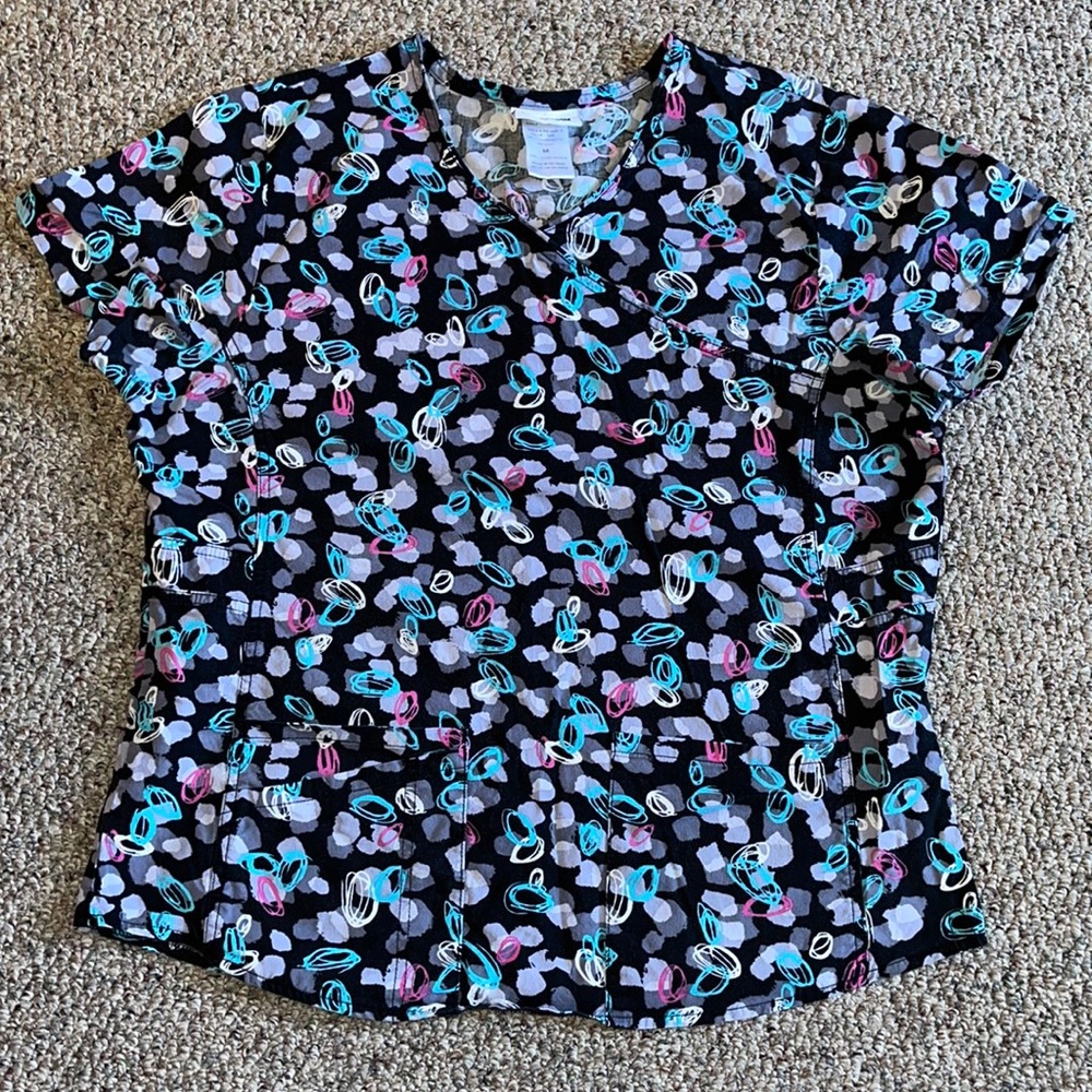 Scrub top